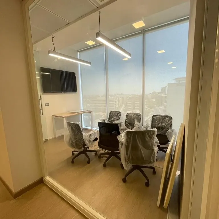 Habilitación y remodelación de oficina ejecutada por Depton Arquitectura